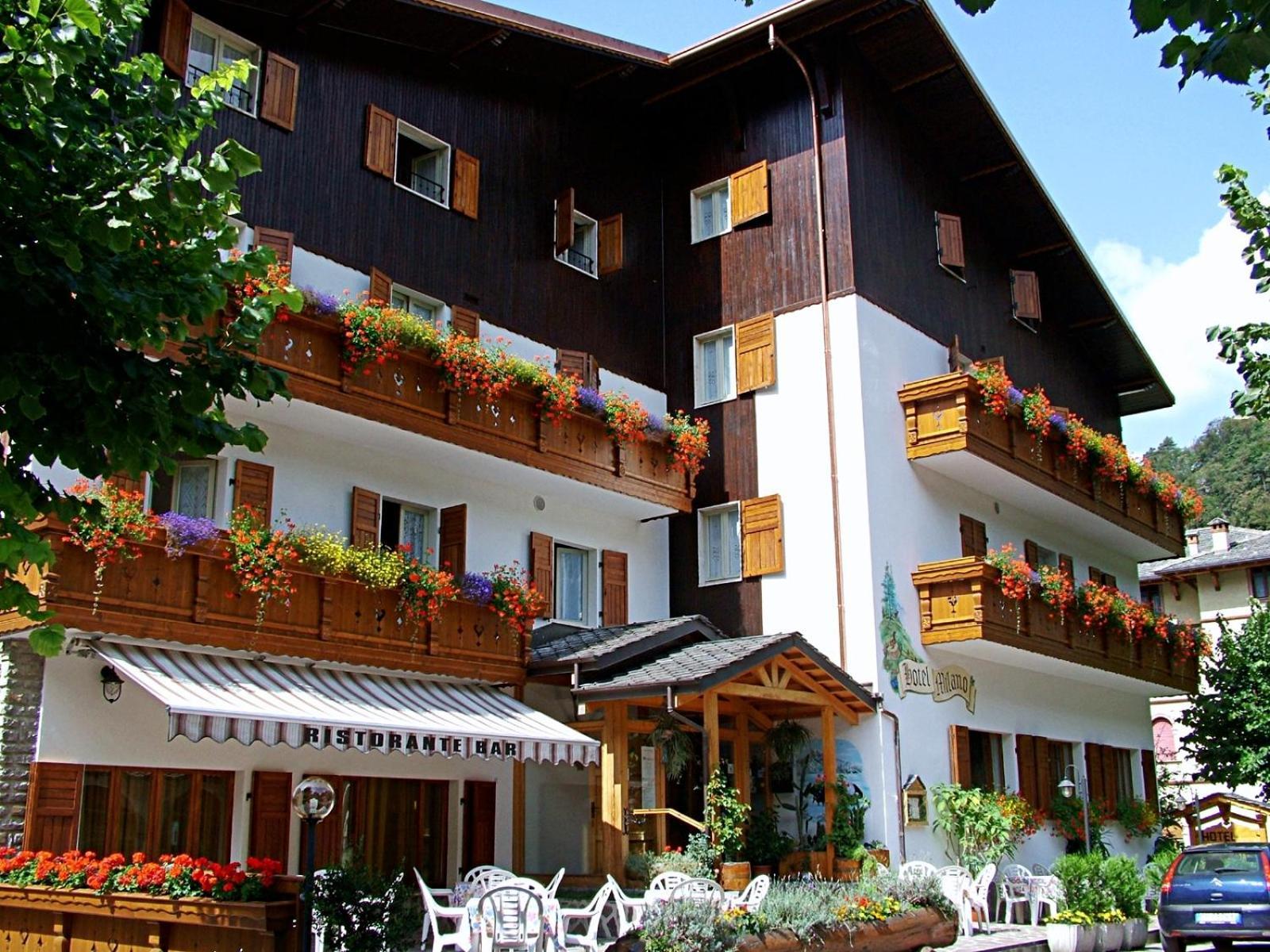 Hotel Milano Piazzatorre Exteriér fotografie