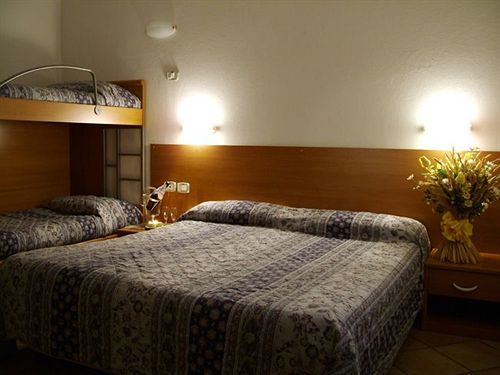 Hotel Milano Piazzatorre Exteriér fotografie